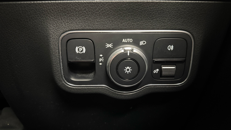 Mercedes-Benz Eqa 250 140kW AMG Line Premium 66.5kWh 5dr Auto Electric Hatchback